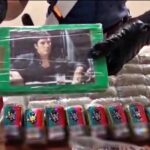 Shqiptari arrestohet në Itali, drogë me imazhin e “Scarface”