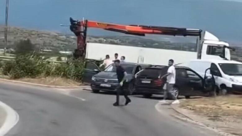 Përleshje brutale në qarkoren e Shkupit me mjete të forta (VIDEO)