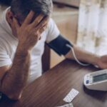 Presioni i poshtëm i gjakut mbi 100 mmHg – Kur bëhet i rrezikshëm dhe çfarë duhet të bëni